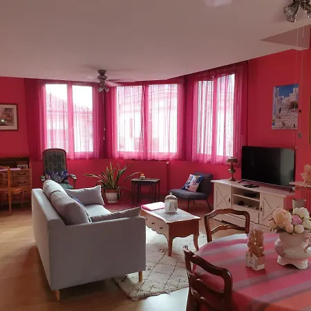 La Vie En Rose * Perigueux